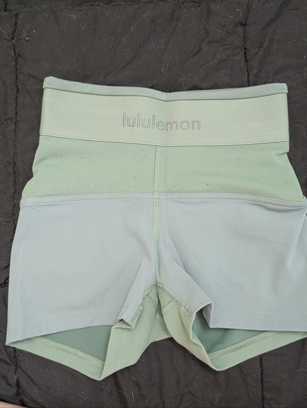 Green Lululemon HIgh Waisted Shorts Size 2 Worn Once Perfect Condition